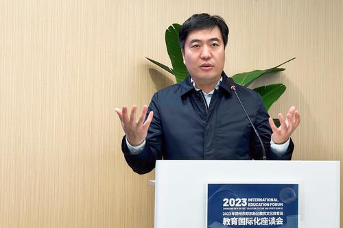 7.郑东新区教文体局局长张利刚讲话