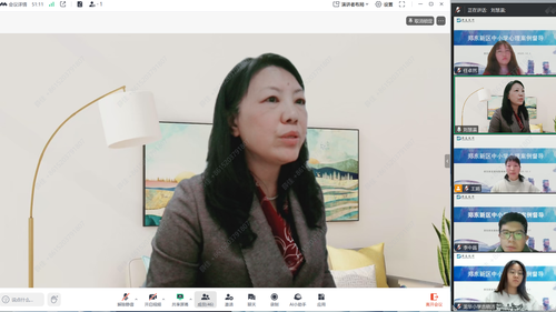 2郑州大学心理健康教育中心主任刘慧瀛教授做专业督导